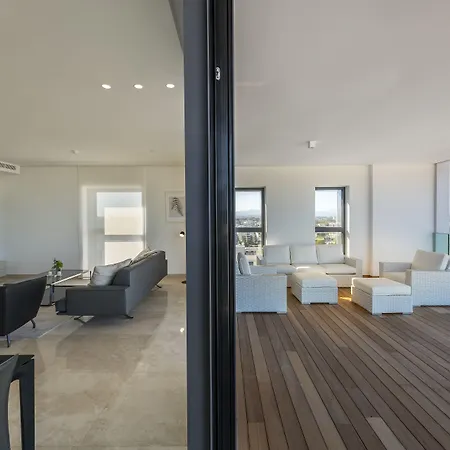Park Residences Apartment *