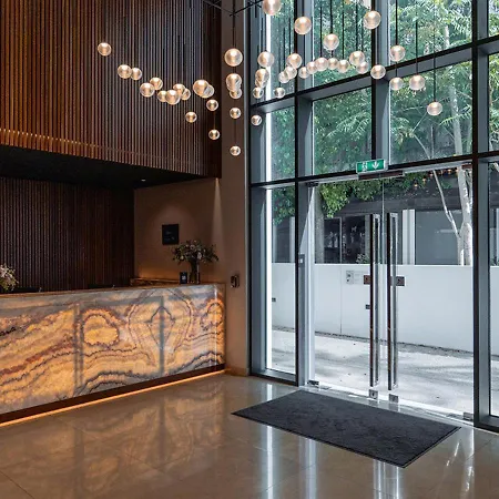 Park Residences 公寓 *